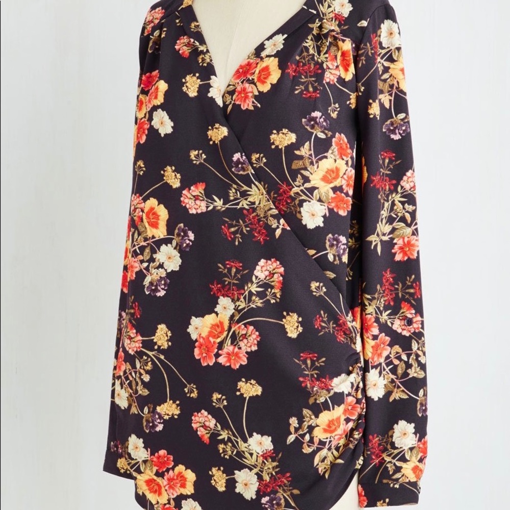 MODCLOTH Navy Floral Print Faux Wrap Top Large